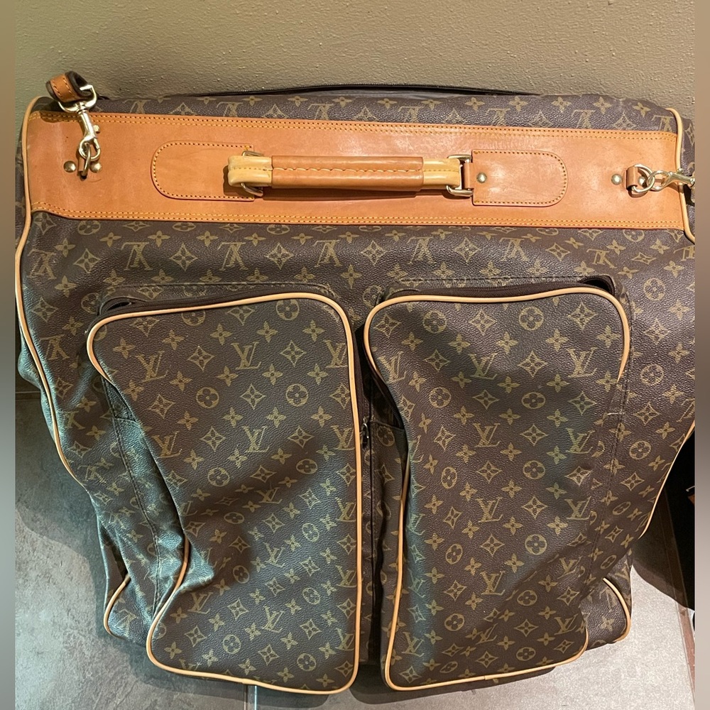 Vintage Louis Vuitton travel bag set